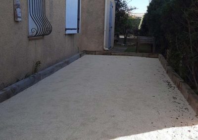 Aménagement paysager terrain de pétanque dans le Var